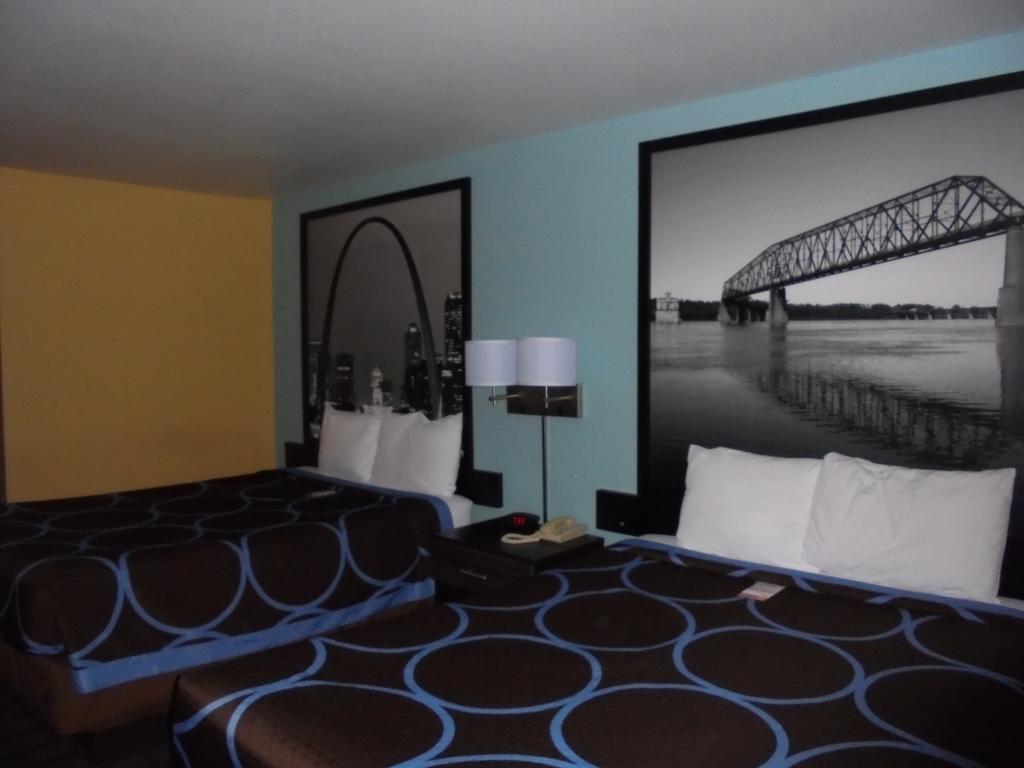 Super 8 By Wyndham Okawville Quarto foto